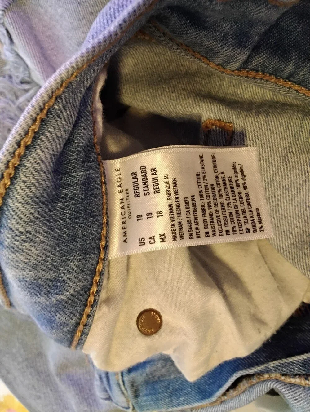 AEO American Eagle Women’s size 18 90s bootcut jeans 37W 30L high rise stretch